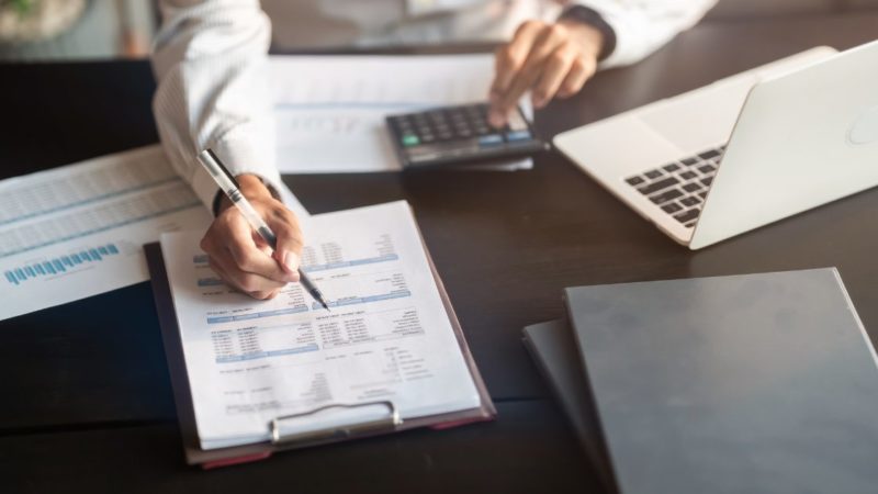 Notas de corte de Administração no SiSU: todas as universidades