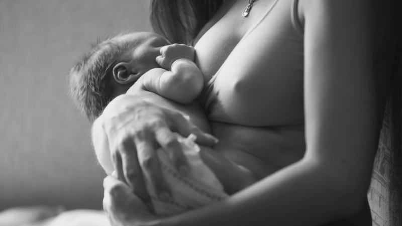 Nova lei assegura 120 dias de licença e salário-maternidade contados depois da alta hospitalar